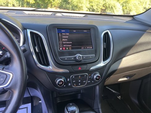 Used 2020 Chevrolet Equinox LT w/ Driver Convenience Package image 10