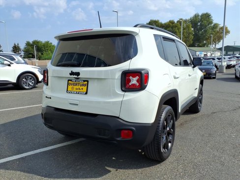 Used 2023 Jeep Renegade Altitude image 4