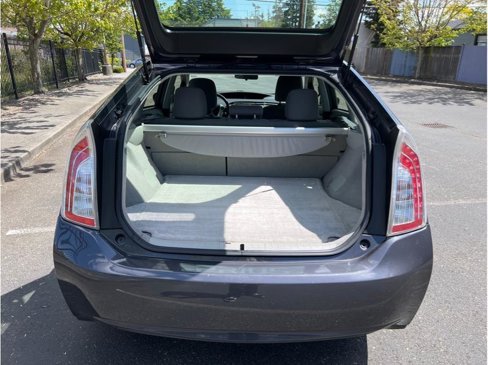 Used 2014 Toyota Prius Two image 16