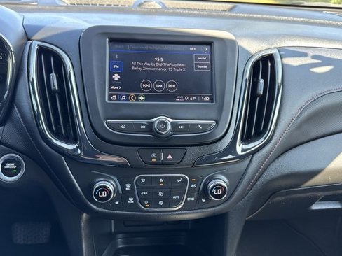 Used 2022 Chevrolet Equinox RS image 13