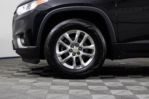 Used 2018 Chevrolet Traverse LT image 47