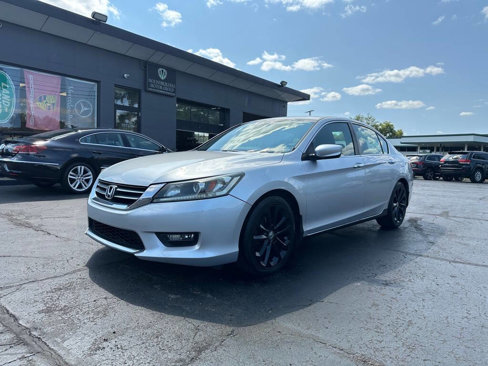 Used 2014 Honda Accord Sport image 1