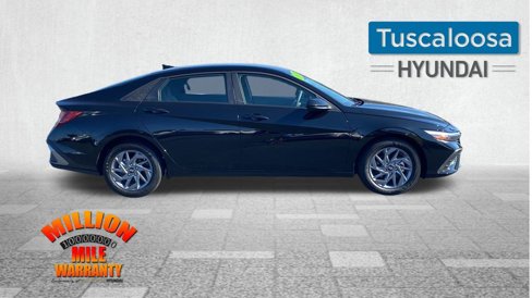 Used 2024 Hyundai Elantra SEL image 10