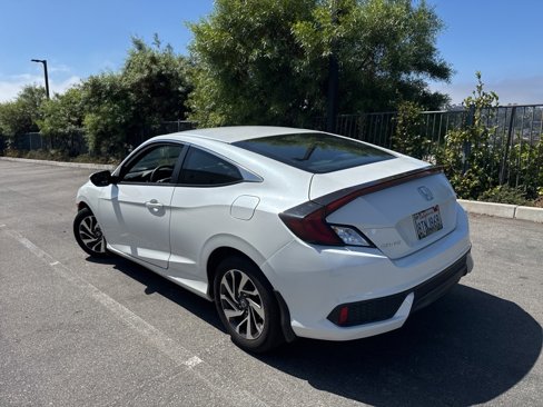 Used 2020 Honda Civic LX image 4