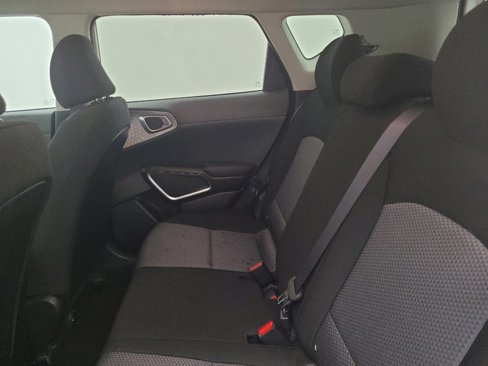 Used 2024 Kia Soul LX w/ Option Group 015 image 18