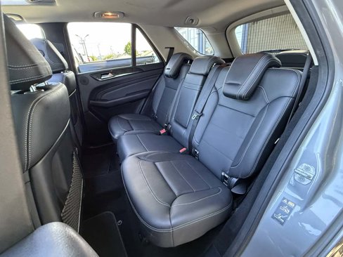 Used 2015 Mercedes-Benz ML 350 4MATIC image 5