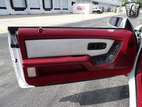 Used 1994 Chrysler LeBaron GTC image 13