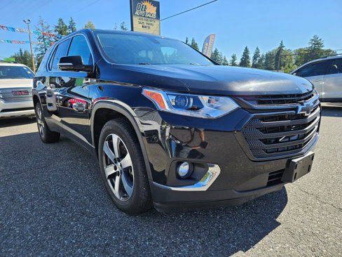 Used 2018 Chevrolet Traverse LT image 11