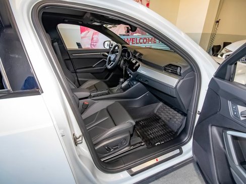 Certified 2025 Audi Q3 2.0T Premium image 43