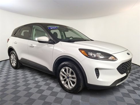Used 2021 Ford Escape SE image 1