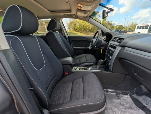Used 2010 Ford Fusion SE image 11
