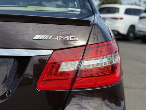 Used 2010 Mercedes-Benz E 63 AMG Sedan image 2
