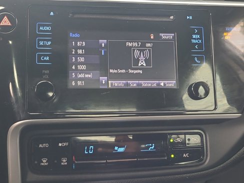 Used 2019 Toyota Corolla L image 20