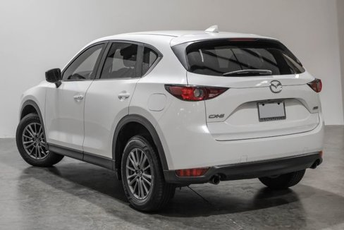 Used 2017 MAZDA CX-5 Touring image 11