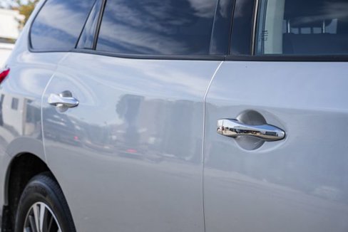 Used 2017 Nissan Pathfinder S image 13