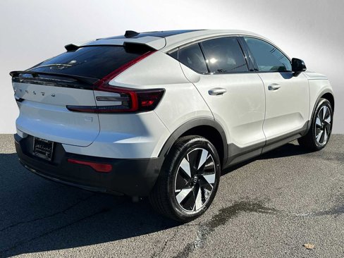 Certified 2024 Volvo C40 Recharge Core w/ Climate Package image 7