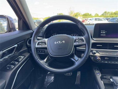 Used 2022 Kia Telluride SX w/ Nightfall Edition Package image 21