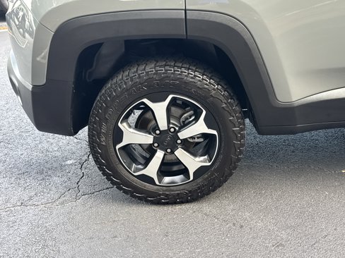 Used 2021 Jeep Renegade Trailhawk w/ Sun & Sound Group image 12