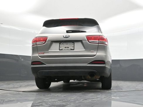 Used 2018 Kia Sorento LX image 36