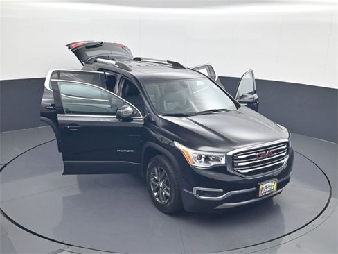 Used 2018 GMC Acadia SLT image 30