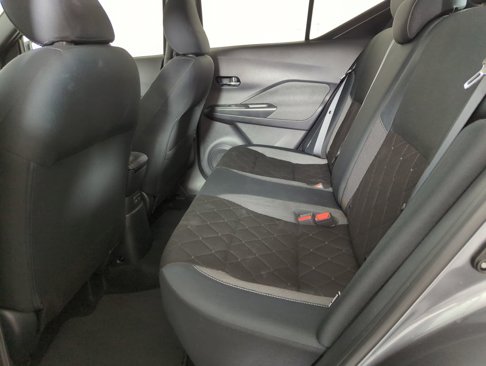 Used 2020 Nissan Kicks SV image 20