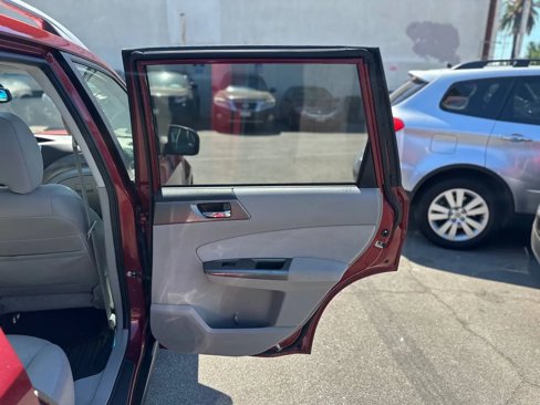 Used 2013 Subaru Forester 2.5XT Touring w/ Popular Pkg 2 image 35