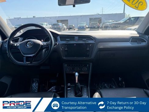 Used 2018 Volkswagen Tiguan SEL image 15