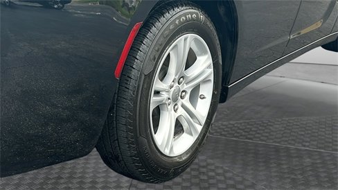 Used 2023 Dodge Charger SXT image 12