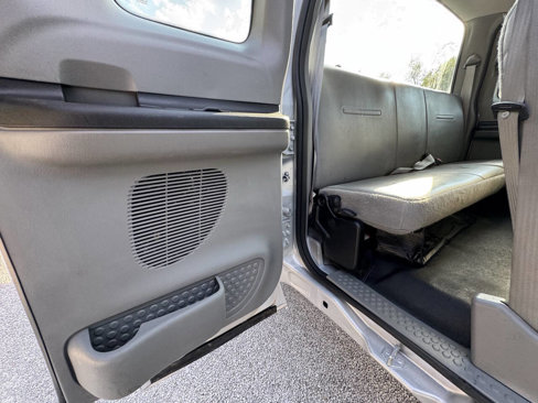Used 2005 Ford F250 XLT image 21