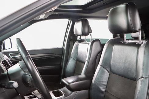 Used 2018 Jeep Grand Cherokee Altitude image 23