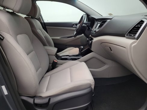 Used 2016 Hyundai Tucson Sport image 21