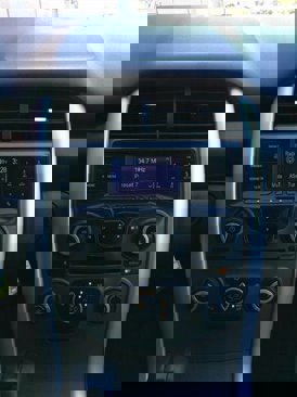 Used 2013 Ford Edge SE image 36