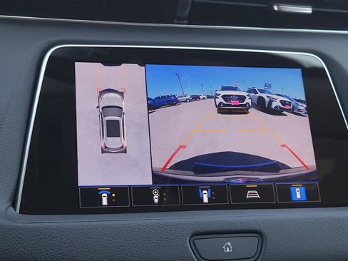 Used 2022 Cadillac XT4 Premium Luxury w/ Technology Package image 38