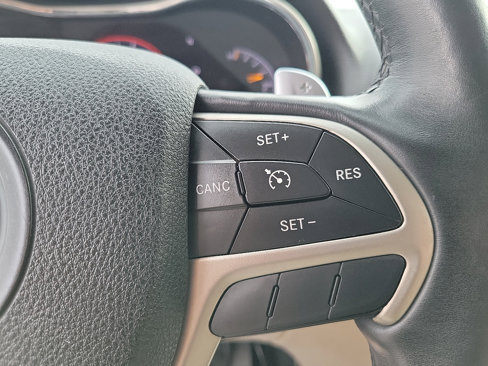 Used 2014 Jeep Grand Cherokee Limited image 6