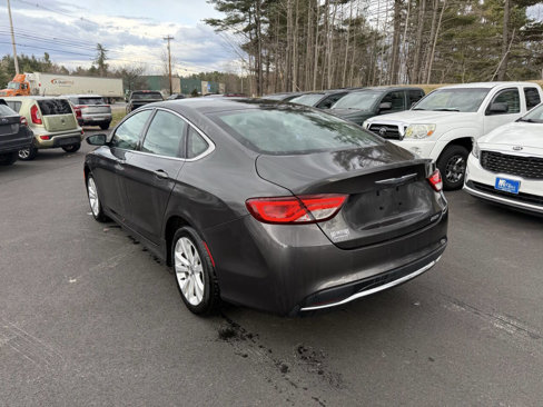 Used 2015 Chrysler 200 Limited image 8