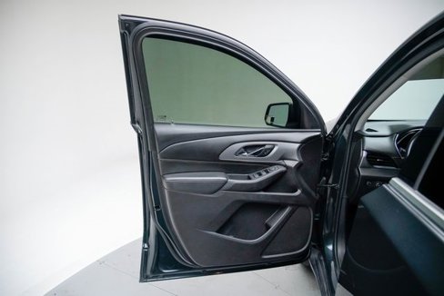 Used 2018 Chevrolet Traverse LT image 22