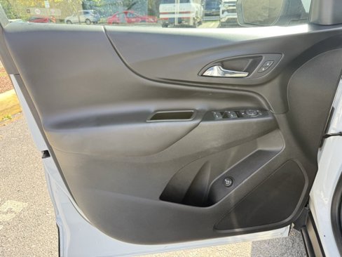 Used 2019 Chevrolet Equinox LT image 12