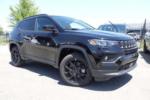 New 2025 Jeep Compass Latitude w/ Altitude Special Edition image 2