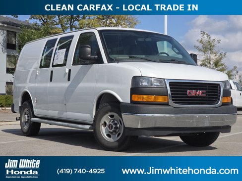 Used 2017 GMC Savana 2500 image 1