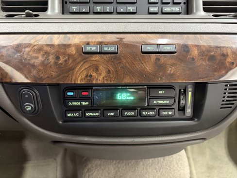 Used 2007 Mercury Grand Marquis LS image 14
