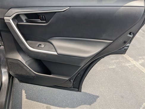 Used 2023 Toyota RAV4 LE image 27
