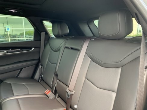 Used 2022 Cadillac XT5 Premium Luxury image 13