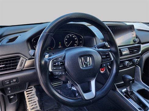 Used 2018 Honda Accord Sport image 36