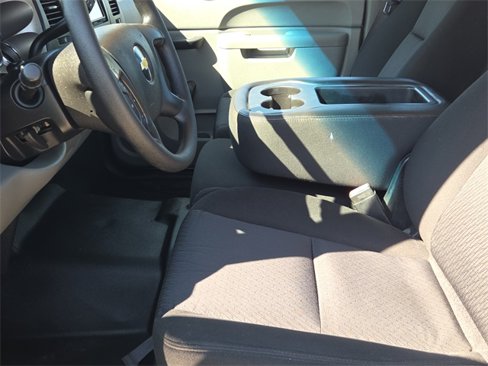 Used 2011 Chevrolet Silverado 2500 W/T image 16
