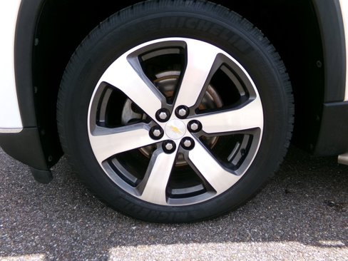 Used 2018 Chevrolet Traverse LT image 24