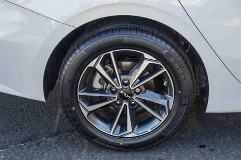 Used 2023 Kia Forte LXS image 10