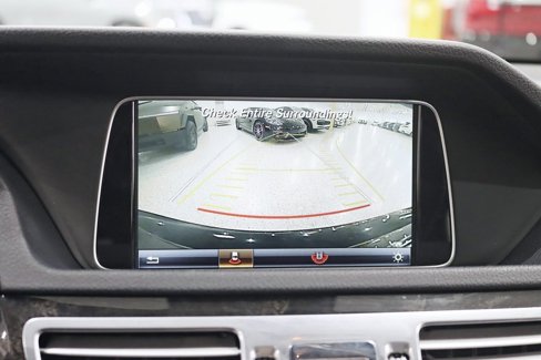 Used 2016 Mercedes-Benz E 350 4MATIC Sedan image 19