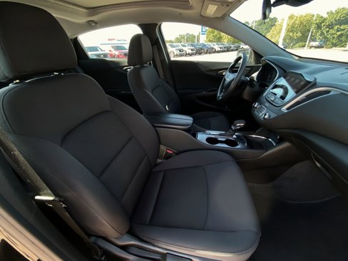 Used 2024 Chevrolet Malibu LT image 13