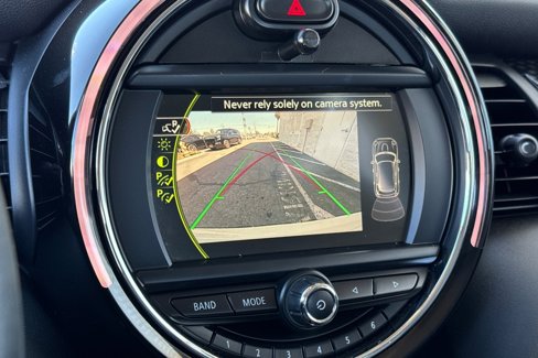 Used 2018 MINI Cooper S image 22