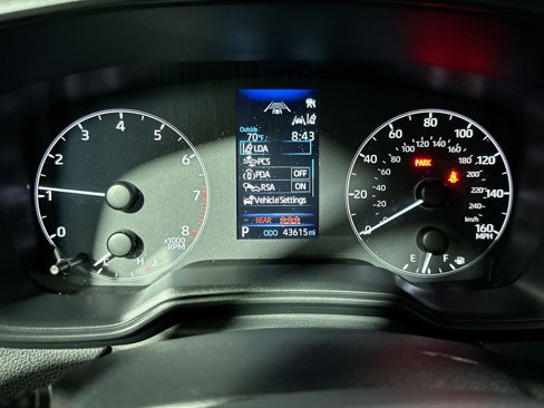Used 2024 Toyota Corolla LE image 16